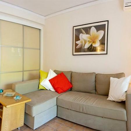 Comfortable Garden Apt Near Vouliagmeni Beach 雅典 外观 照片