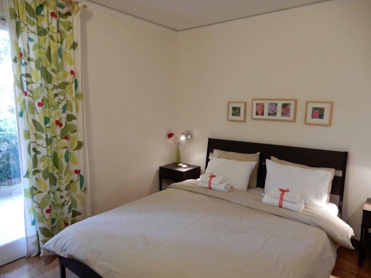 Comfortable Garden Apt Near Vouliagmeni Beach 雅典 外观 照片