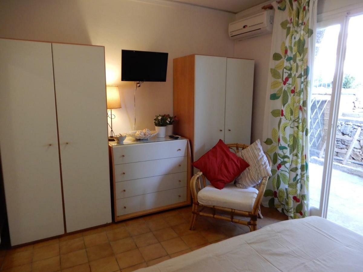 Comfortable Garden Apt Near Vouliagmeni Beach 雅典 外观 照片